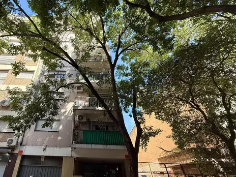 Venta departamento 2 ambientes en Caballito amoblado con cochera