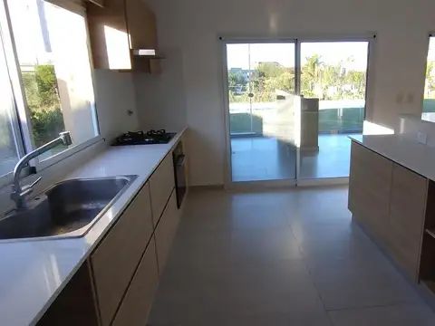 Casa en Venta en El Cantón, USD 310.000