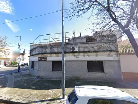 Lautaro 1500, Piso 0