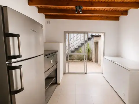 Depto Tipo Casa 4 ambientes con 3 baños