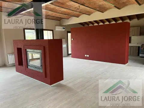 Casa 5 ambientes con 4 baños