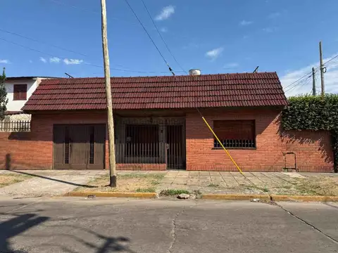 VENTA CASA 3 AMBIENTES- APTO CREDITO-SAN JUSTO