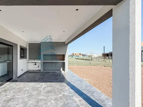 VENTA - Casa 5 ambientes en LOTE INTERNO - Barrio SAN PABLO, Pilar