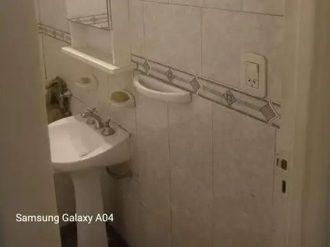 Depto Tipo Casa en Alquiler 55 años