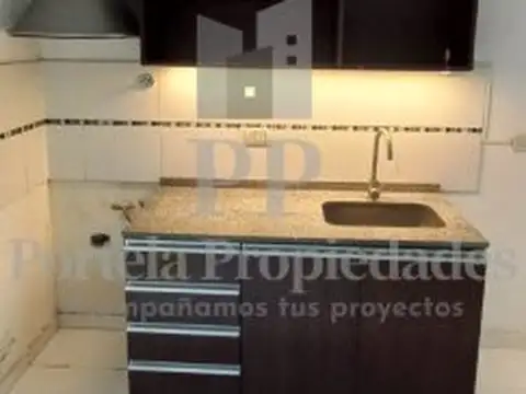 Depto Tipo Casa en Alquiler con 1 cocheras