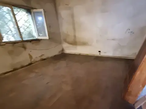 Depto Tipo Casa en Venta 50 años