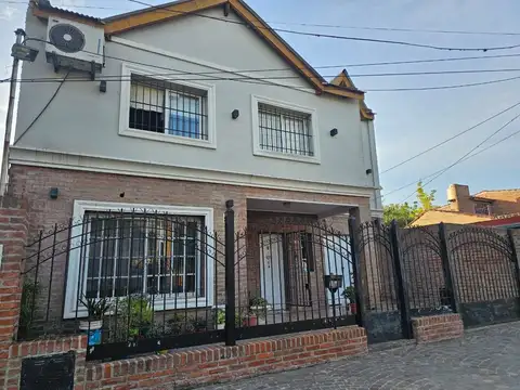 VENTA CASA 8 AMB EN SAN MIGUEL
