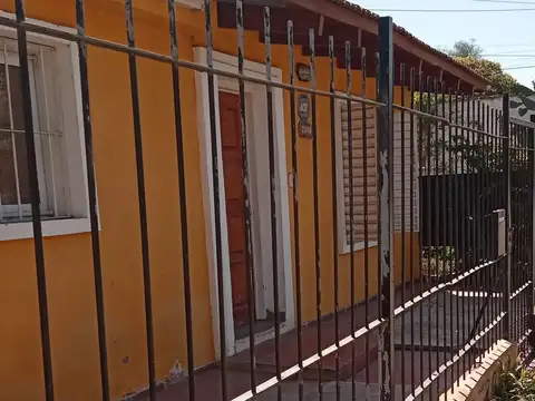 VENTA CASA 3 DORMITORIOS VILLA CORNU CORDOBA
