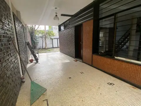 Depto Tipo Casa en Alquiler de 4 dormitorios