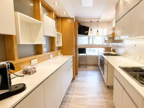 Departamento 5 ambientes con 3 baños