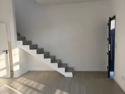Casa 3 ambientes en venta en Ituzaingo