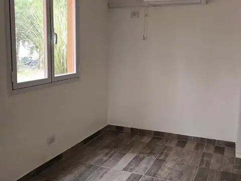 Depto Tipo Casa en Alquiler en Cañuelas, $ 950.000