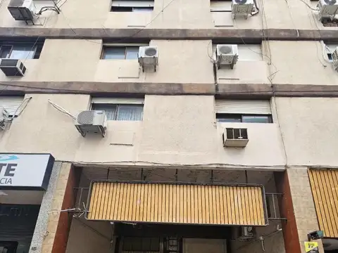 VENTA - COCHERA MAIPÚ 1146 - PRIMER PISO