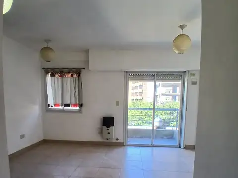 Intendente Ernesto Grant 100