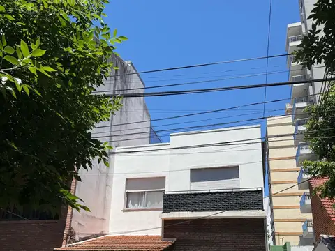 Adolfo Alsina  al 1100