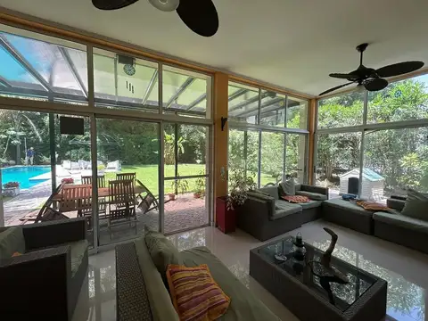 Casa en Venta de 4 dormitorios