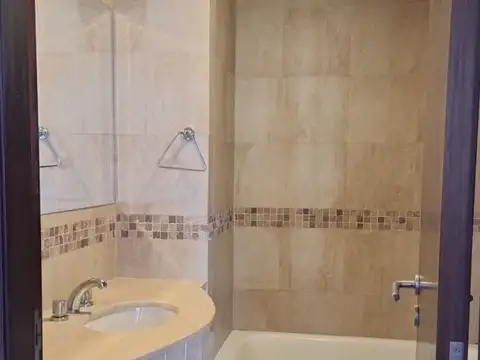DEPARTAMENTO EN ALQUILER - BARRIO NORTE MONTEAGUDO 600