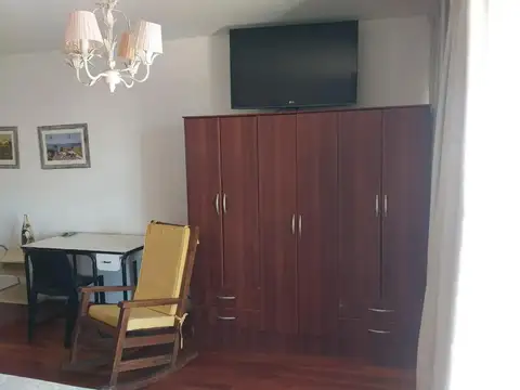 Quesada 2100, Piso 8