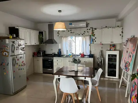 Casa en Venta en Lomas De Zamora, USD 110.000