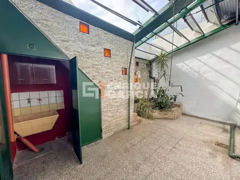 Depto Tipo Casa en Alquiler al Noreste
