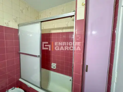 PH DE 4 AMBIENTES EN CONTRAFRENTE CON PATIO Y TERRAZA