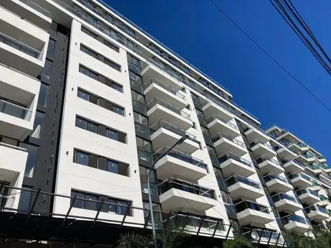 Departamentos 3 amb de categoria a estrenar frente a plaza los andes. Villa luro