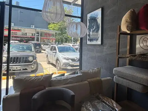 Local en alquiler   Tortugas Norte, excelente ubicacion.