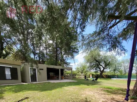 Casa en Venta con 3 cocheras