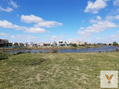 Terreno en venta - 875 mts2 - El Canton