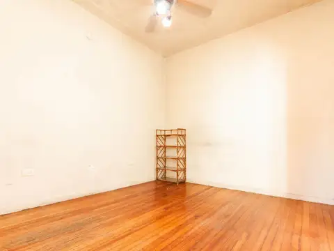 Depto Tipo Casa en Venta 48 años