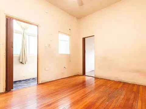 Depto Tipo Casa en Venta en Valentin Alsina, USD 33.000