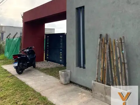 Casa en Alquiler - 1 Dormitorio 1 Baño - 300mts - City Bell