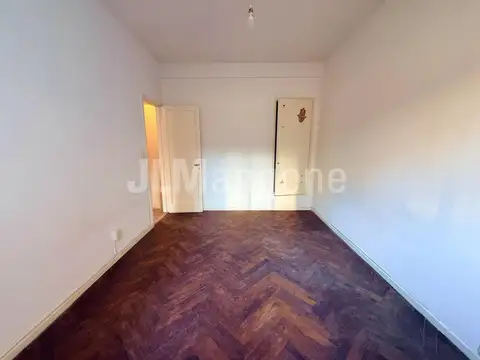Depto Tipo Casa en Venta 80 años