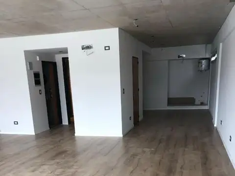 Oficina 3 ambientes con 1 baño
