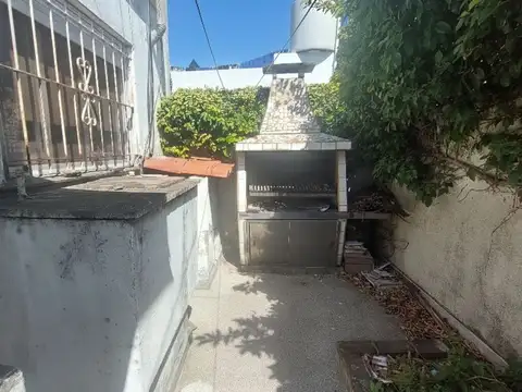 CASA 3 AMB. COCHERA PATIO PARRILLA VILLA DOMINICO