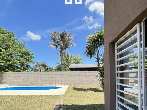 OPORTUNIDAD VENTA CASA QUINTA PILETA QUINCHO Y DEPOSITO  ESCUCHA OFERTAS