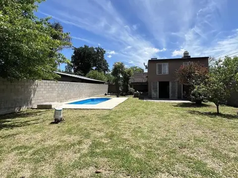 OPORTUNIDAD VENTA CASA QUINTA PILETA QUINCHO Y DEPOSITO  ESCUCHA OFERTAS