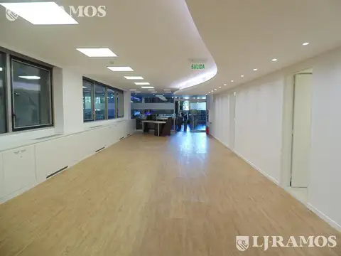 Oficina en Venta 20 años