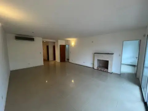 Departamento en Alquiler de 4 dormitorios