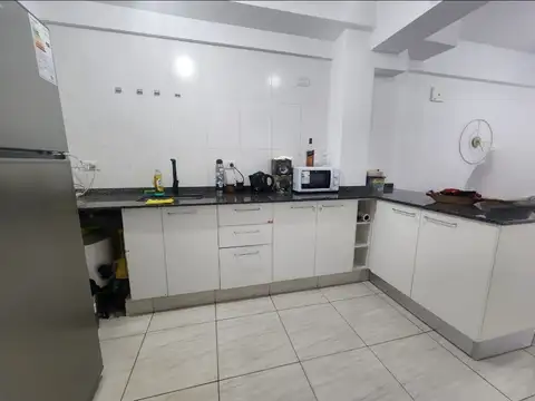 MITRE 1200, Piso 4