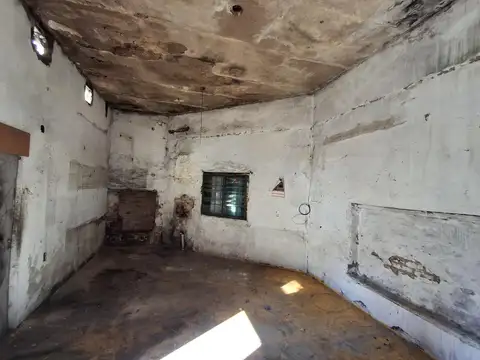 Local en Alquiler en Villa Adelina, $ 650.000