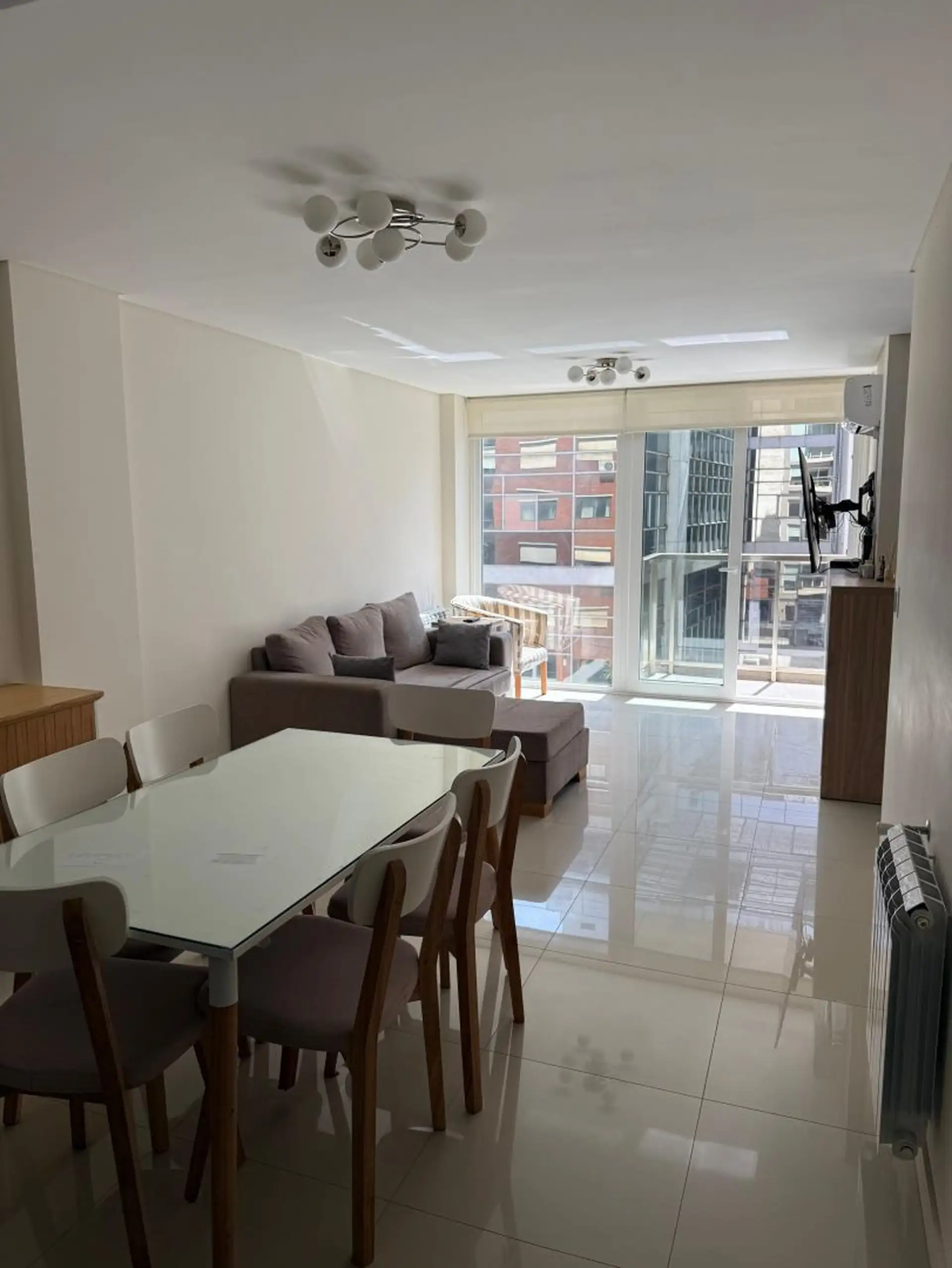 Depto 3 amb, 71m² con cochera en Cronos XIX — La Perla Sur