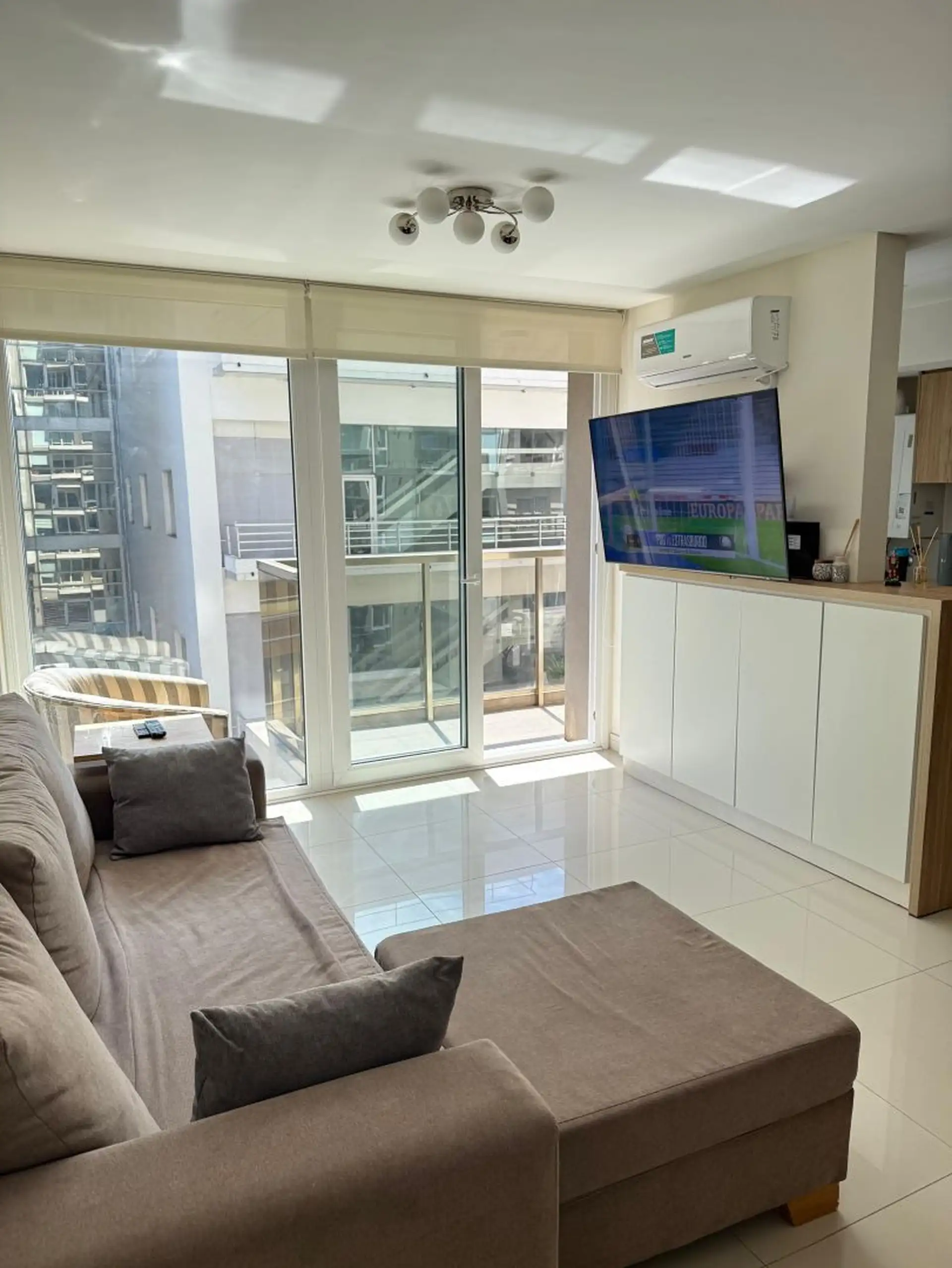 Depto 3 amb, 71m² con cochera en Cronos XIX — La Perla Sur