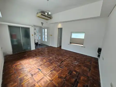 Depto Tipo Casa en Alquiler 50 años