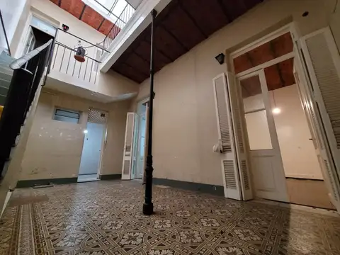 Depto Tipo Casa en Alquiler de 3 dormitorios