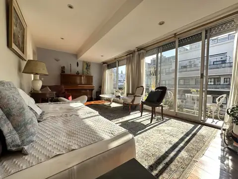 Departamento en Venta de 4 dormitorios