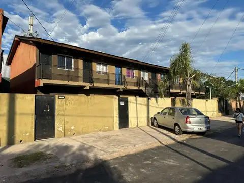 Venta de Departamento en Muñiz con patio y balcon