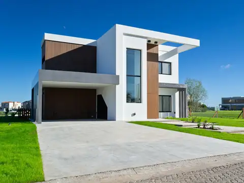 CASA 5 AMBIENTES VENTA EN LA PROVIDENCIA CANNING