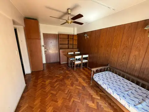 Departamento en Alquiler en Recoleta, $ 370.000