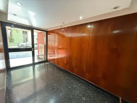 Ecuador 1135 , Piso 6